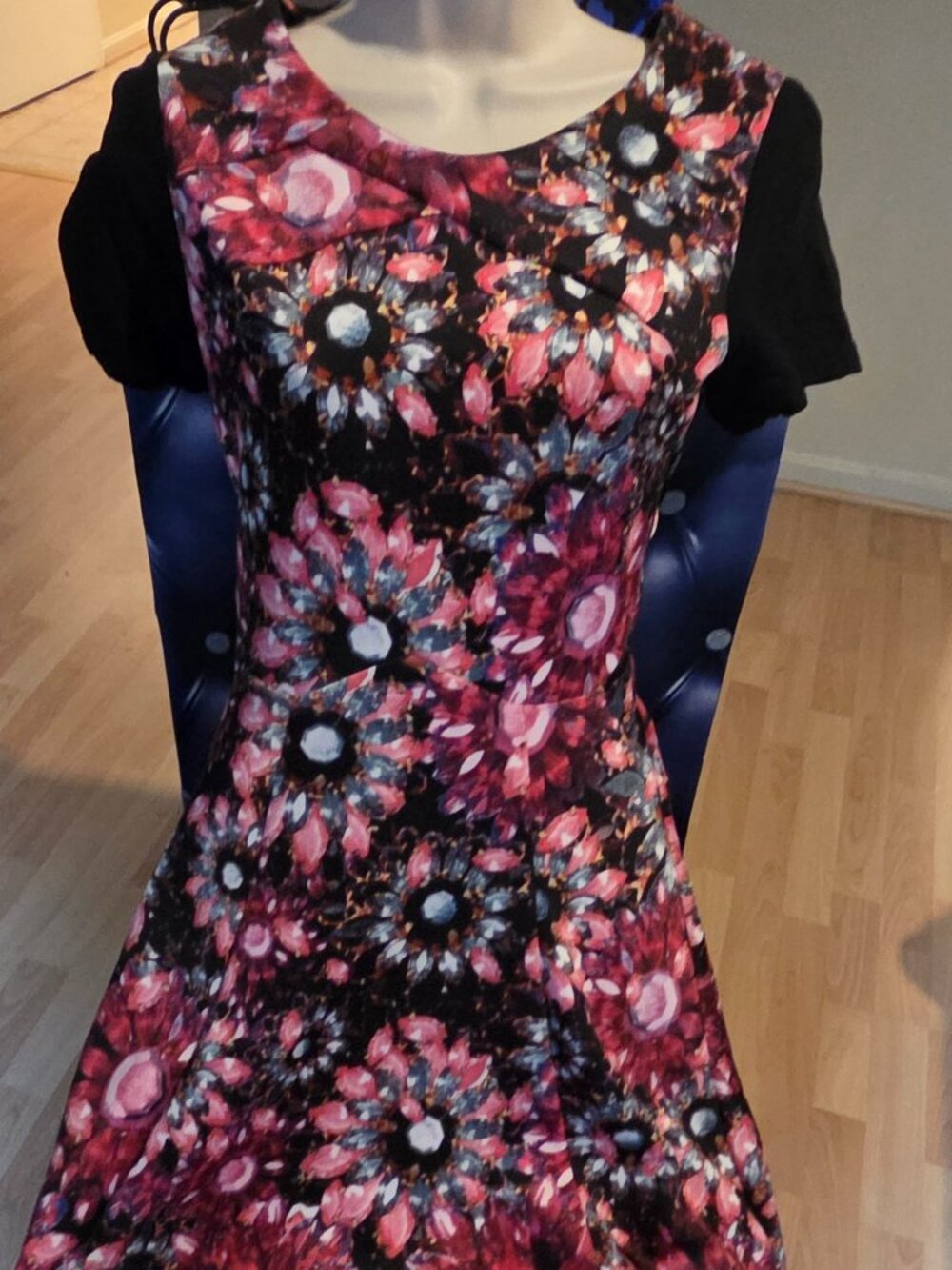 Ted Baker red and black floral skater dress size 1/XS Small US 2